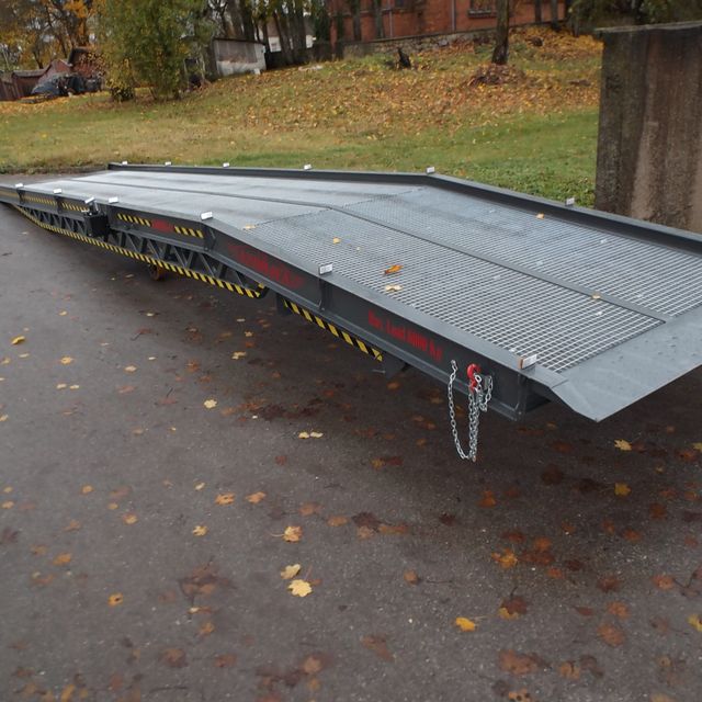MOBILE RAMPS