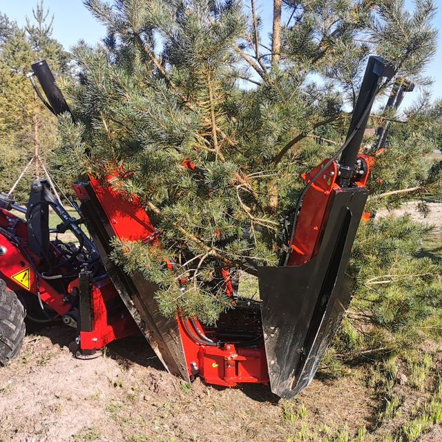 Tree Spade, Andrava, medziu persodinimas, tree transplanting, Xblade, X1000
