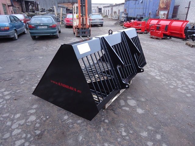 Roor crop bucket